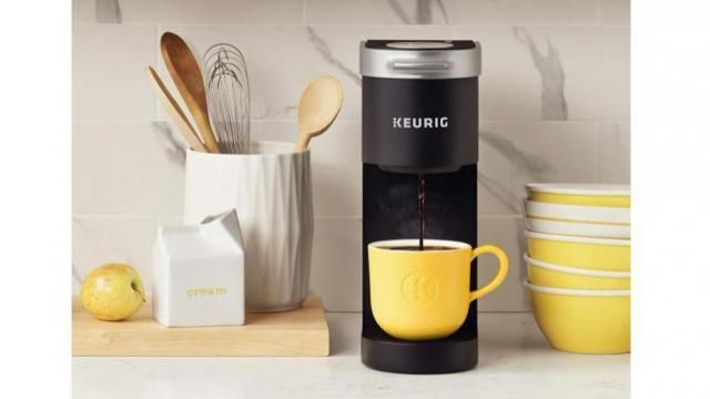 12 coffee cups to oz Comfy Package [50 Sets 12 oz]. Disposable White Coffee Cups with White Lids, Sleeves