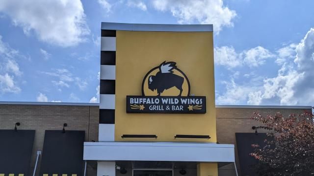 Buffalo Wild Wings, Cary, NC Buffalo Wild Wings, Cary, NC