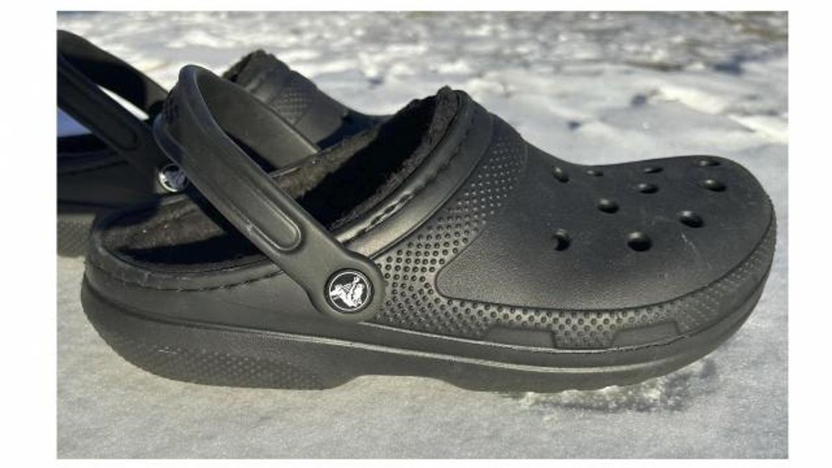 Lined Crocs in snow