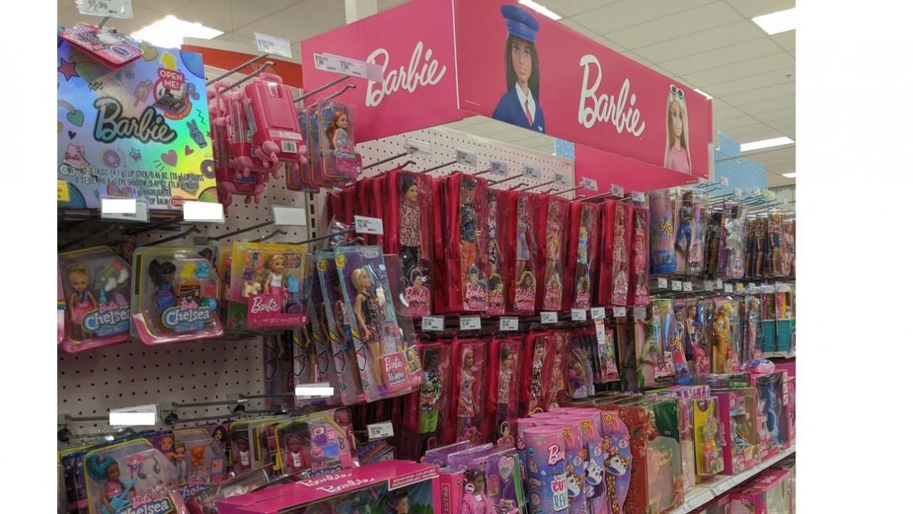 Huge Walmart Toy Sale: Dolls starting at $5, LEGO starting at $6.99, up to  50% off Barbie & Disney, up to 40% off Hot Wheels, games starting at $4.88