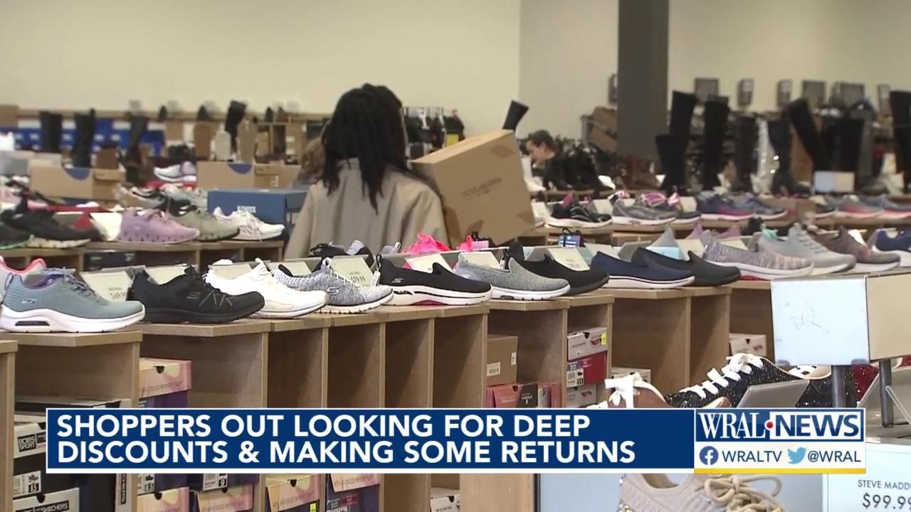 Shoppers rise early to get rid of returns take advantage of post