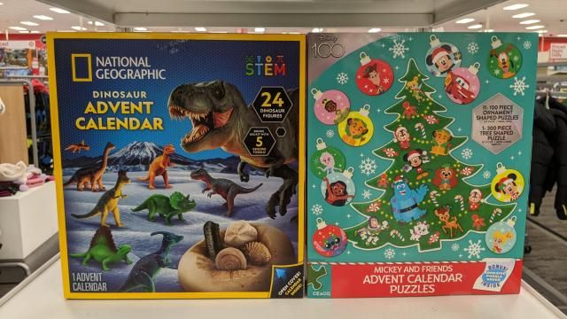 Mini Brands Toy Minis Series 3 Limited Edition Advent Calendar by ZURU - 24  Day Advent Calendar 2023, Includes 4 Exclusive Minis, Real Miniature Brands  Collectibles : : Outlet