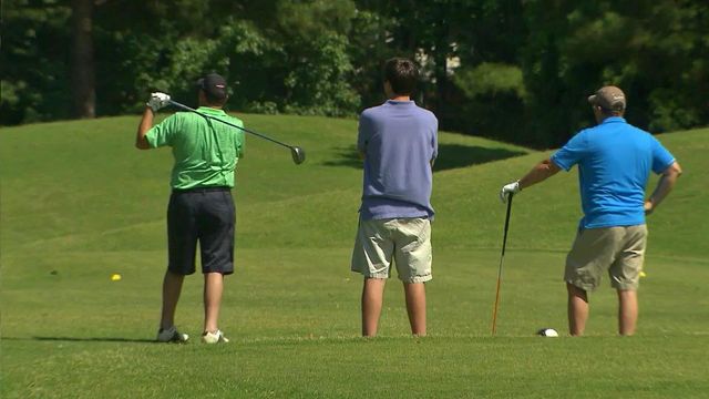 Fuquay homeowners fight to stop golf course closure