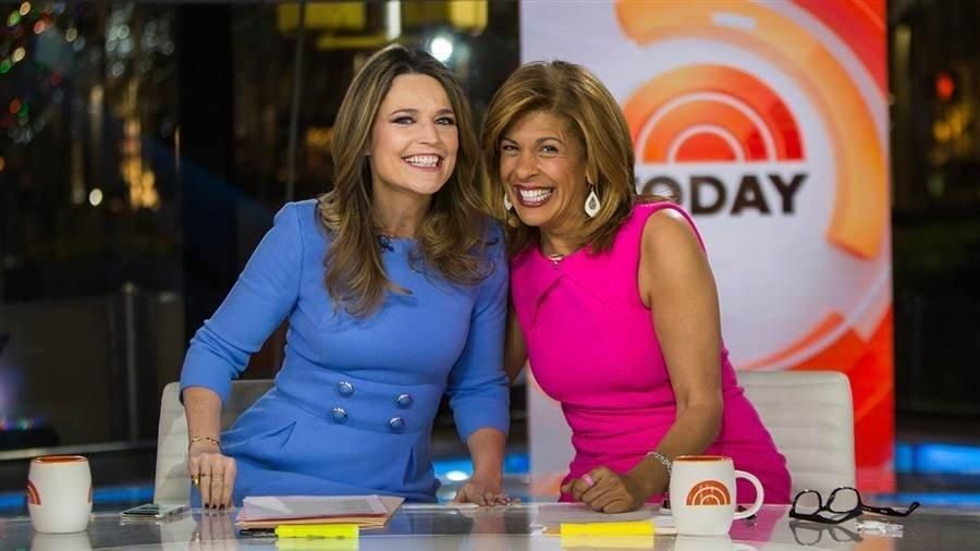 Hoda Kotb được bổ nhiệm làm người dẫn chương trình chính thức của "Today" trên kênh NBC.