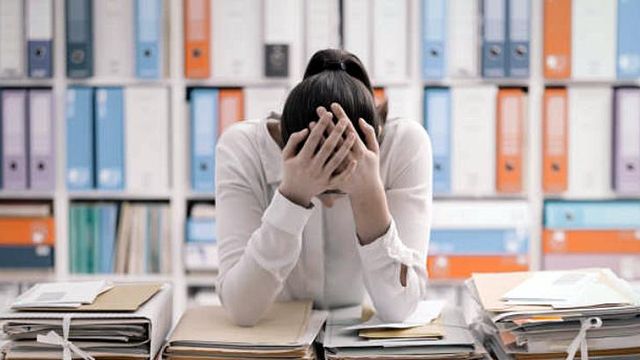 Study: Bosses often waste employees' time