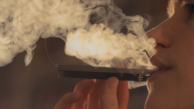 AG says growing number of teens addicted to e-cigarettes