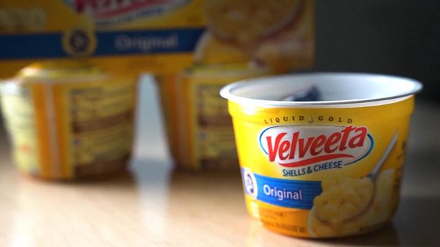 Florida woman sues Velveeta for microwaveable mac and cheese