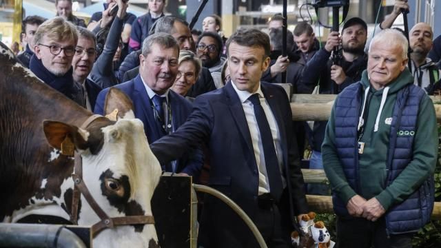 French President Emmanuel Macron visits the International Agriculture Fair on the opening day in Paris, Saturday, Feb. 24, 2024. Farmers across Europe have been protesting for weeks over what they say are excessively restrictive environmental rules. (Ludovic Marin/Pool via AP) French President Emmanuel Macron visits the International Agriculture Fair on the opening day in Paris, Saturday, Feb. 24, 2024. Farmers across Europe have been protesting for weeks over what they say are excessively restrictive environmental rules. (Ludovic Marin/Pool via AP)
