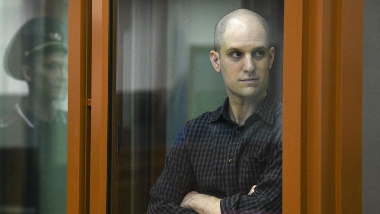 Russia convicts US journalist of spying in a trial widely seen as  politically motivated