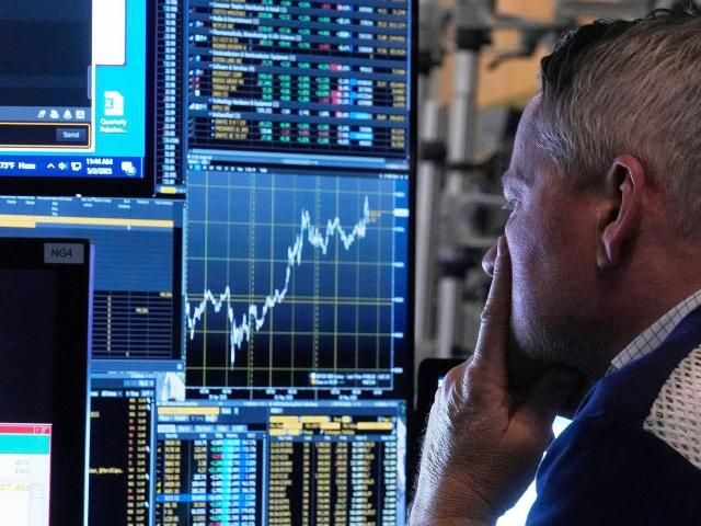 S&P 500 Achieves Longest Winning Streak in Two Decades