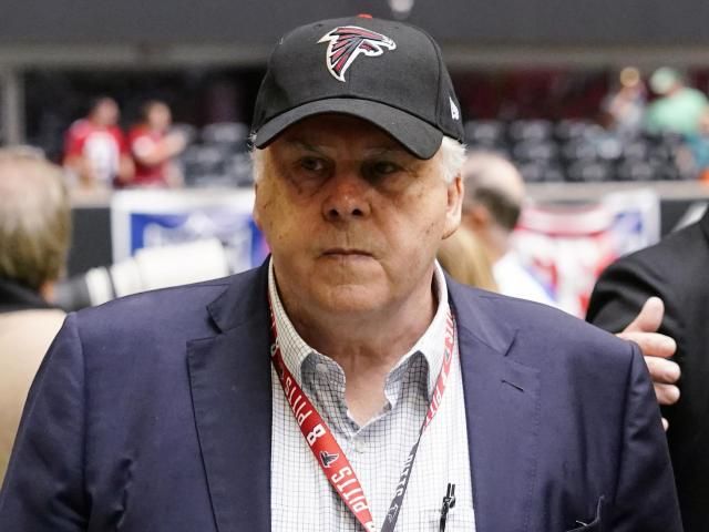 Fred Smith, FedEx Founder and Visionary, Passes Away at 80