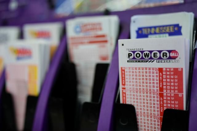 Powerball jackpot climbs to $1.6 billion after no big winner in Saturday's drawing