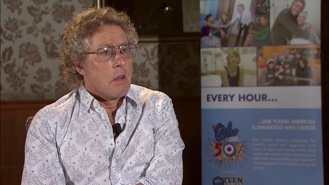 Roger Daltrey rocks on for teens with cancer
