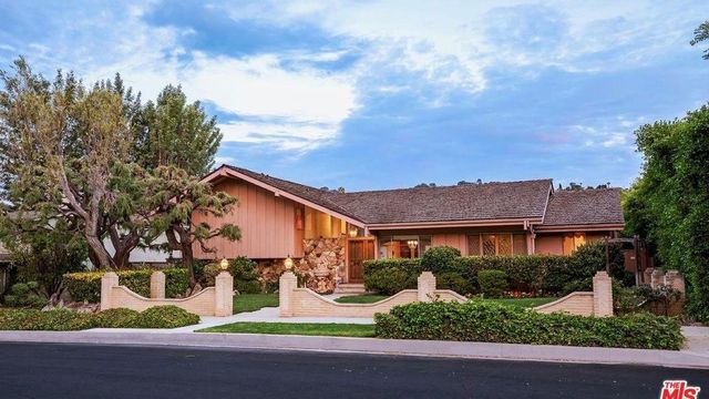 For $1.9 million, you could live in the 'Brady Bunch' home