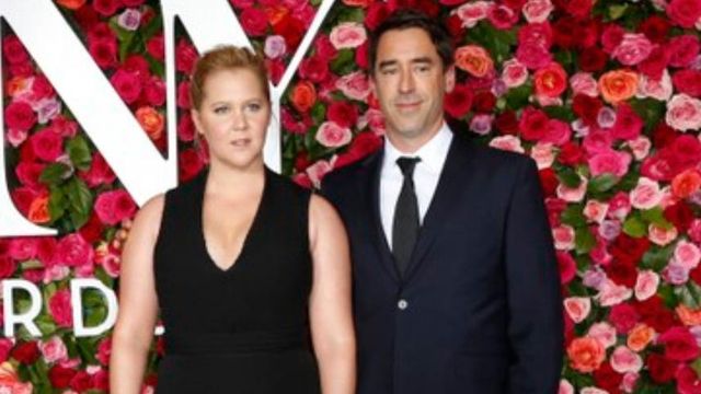 Amy Schumer expecting first child