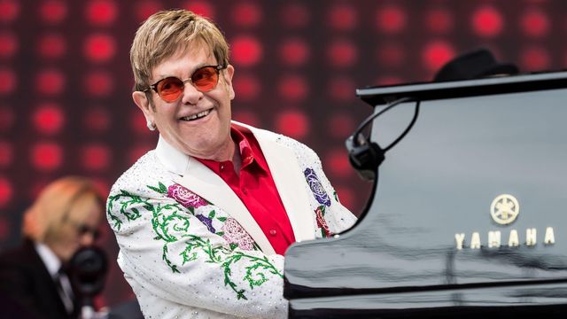Elton John to host benefit concert Sunday on Fox 50