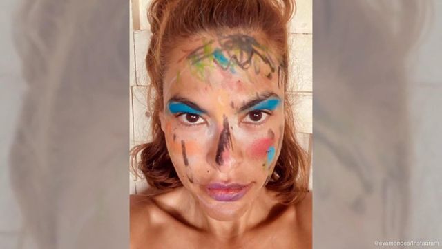 Eva Mendes gets lockodwn makeover from her daughters