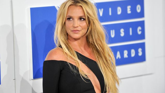Britney Spears taking a step back from social media