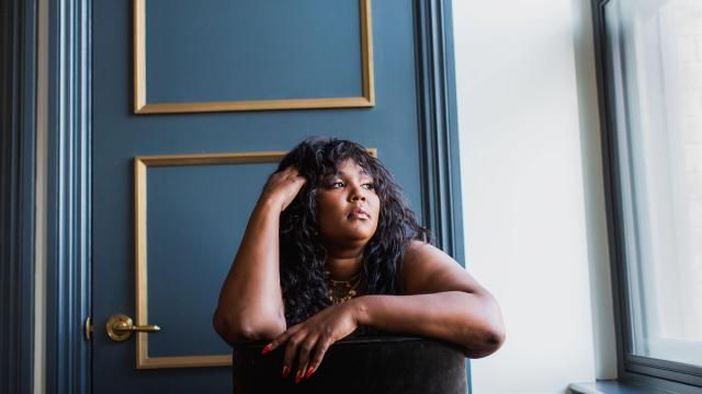 FILE — The Grammy Award-winning singer and fashion entrepreneur Lizzo, on Aug. 13, 2019. Citing ceaseless online criticism, Lizzo declared “I QUIT” on Instagram on March 29, 2024. “I’m getting tired of putting up with being dragged by everyone in my life and on the internet,” she wrote. (Alex Welsh/The New York Times)
