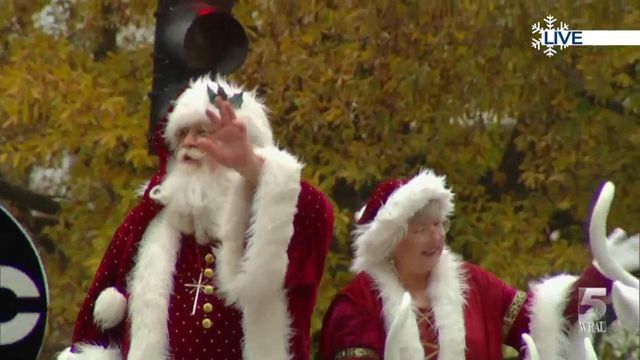 2019 Raleigh Christmas parade: Santa arrives