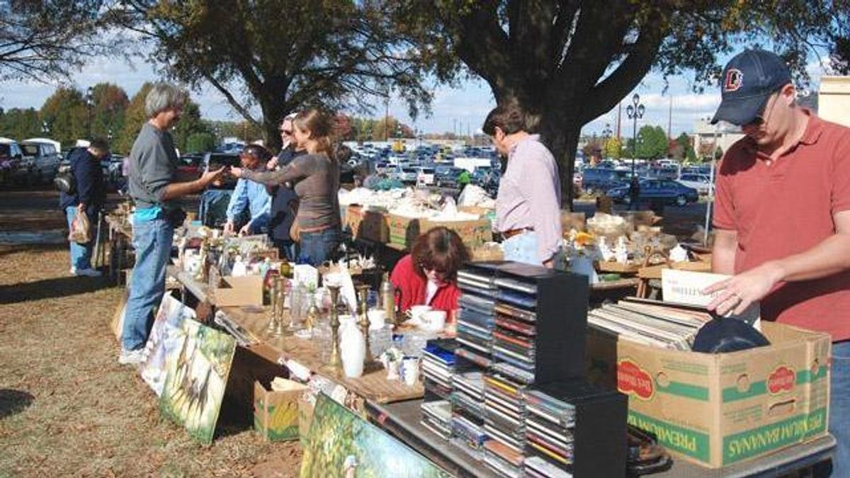Raleigh Flea Market