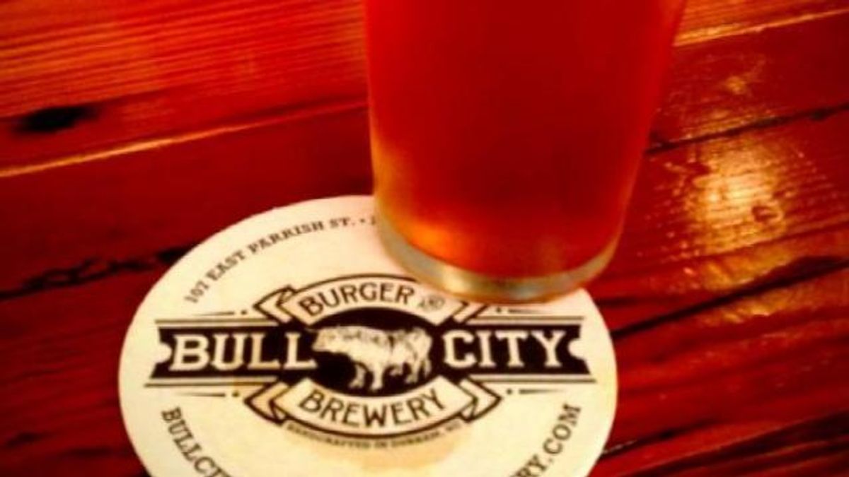 Bull City Burger and Brewery: Happy Friday