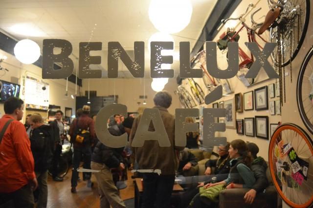 BeneluxCafe01