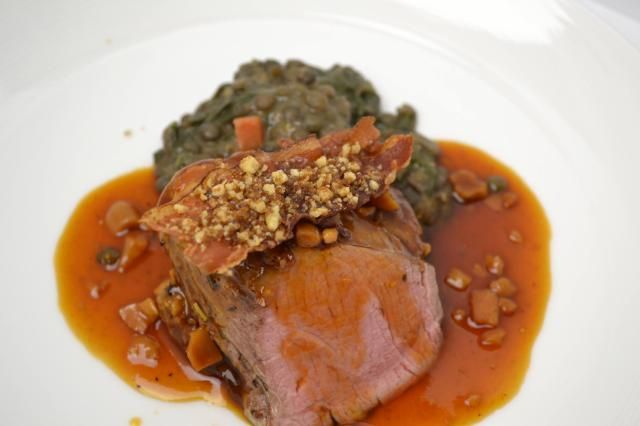 Competition Dining: Battle Baker’s Peanuts
