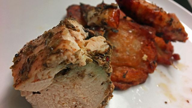 In the kitchen: ORO chef shares jerk chicken secret