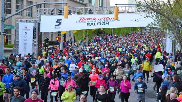 Rock 'n' Roll marathon start line