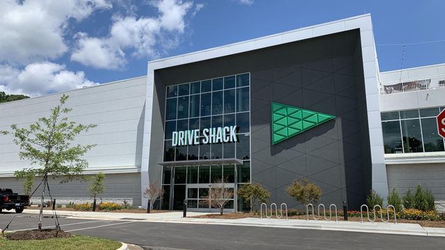 Drive Shack hosts 'Drive Out ALS' event in Raleigh 
