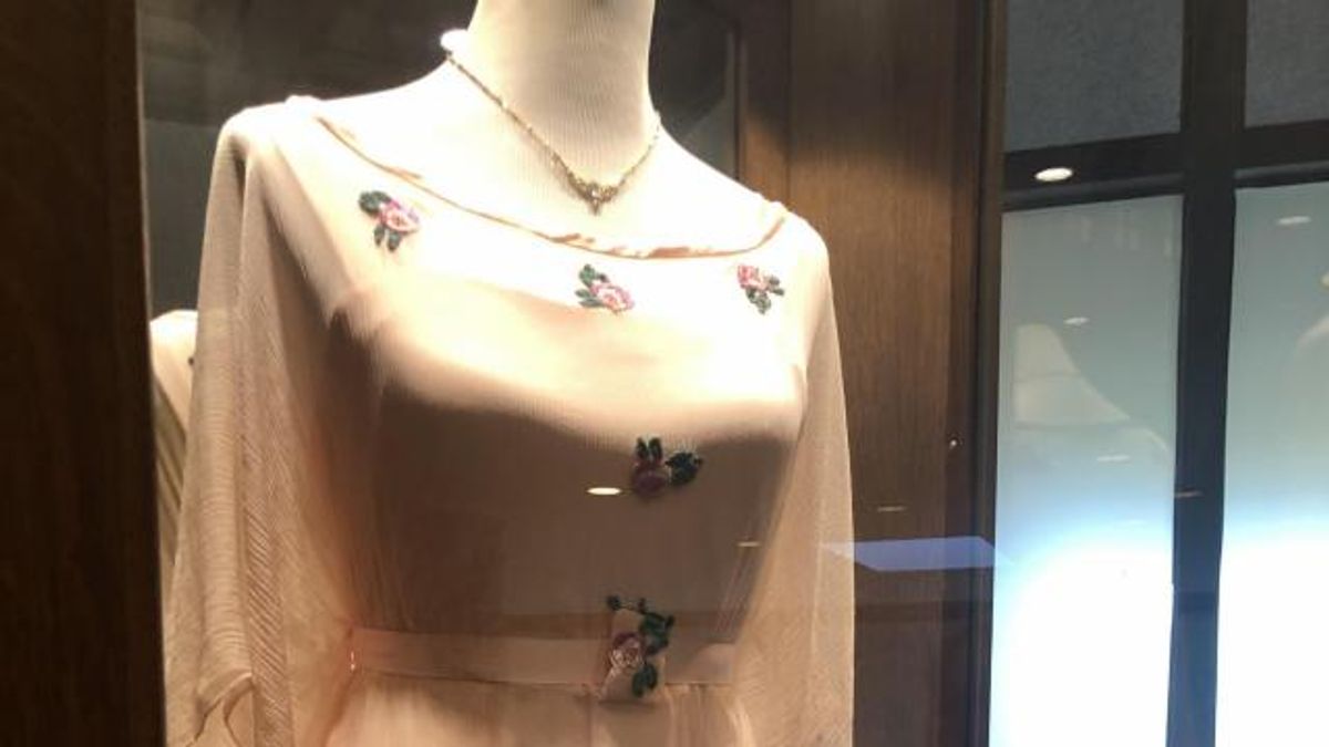 Pink Lady dress at Grove Park Inn