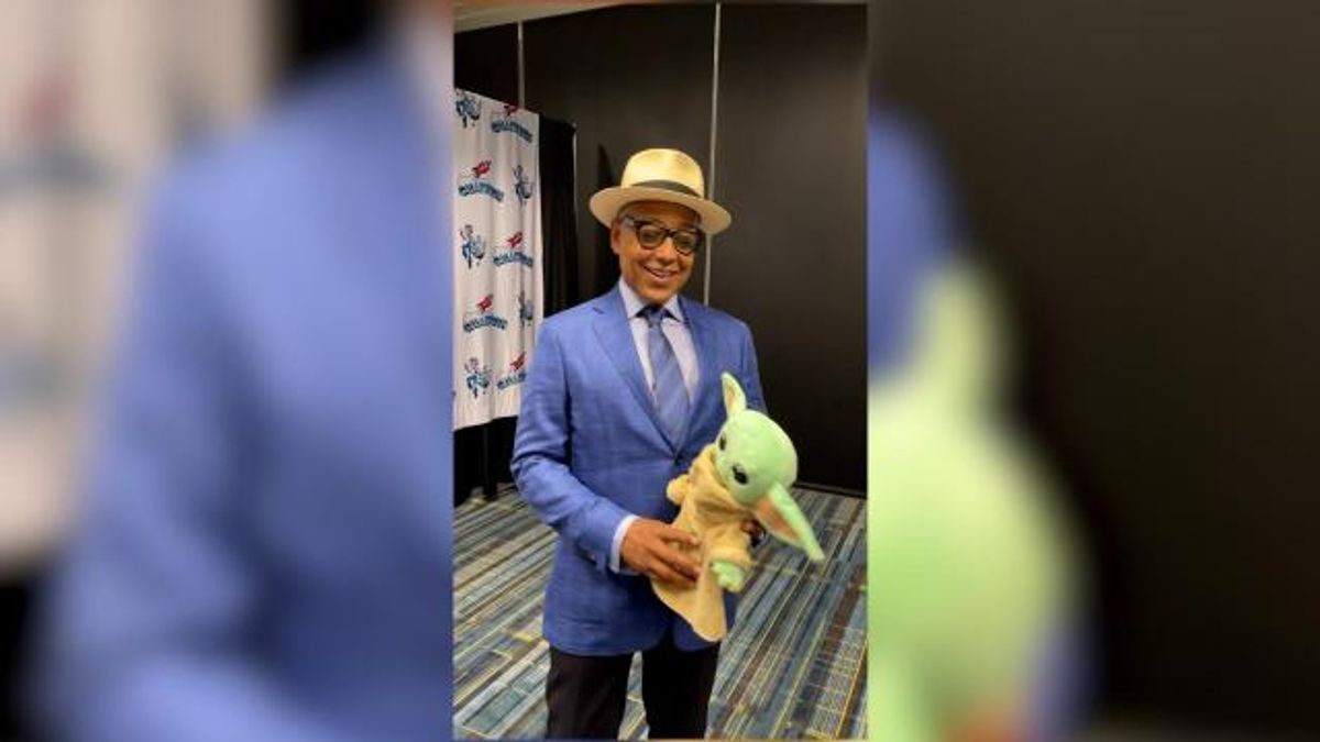 Giancarlo Esposito at GalaxyCon Raleigh on July 29, 2021.