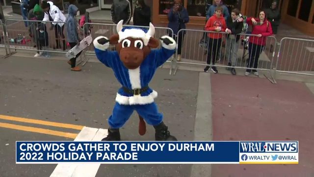 Crowds gather to enjoy 2022 Durham Holiday Parade