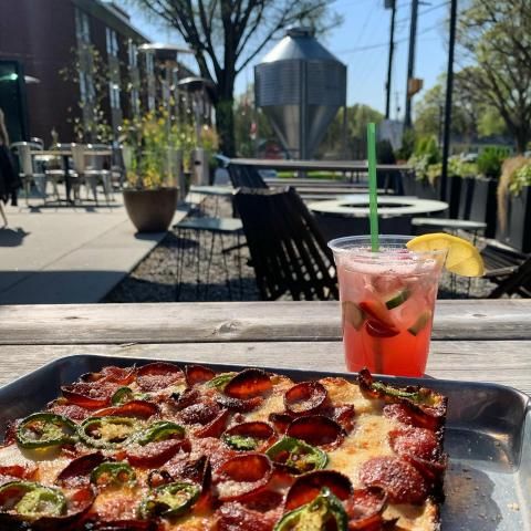 Trophy Pizza