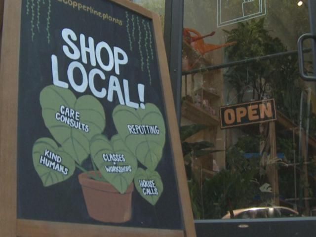 罗利市中心的小企业希望在零售周期间吸引大笔销售