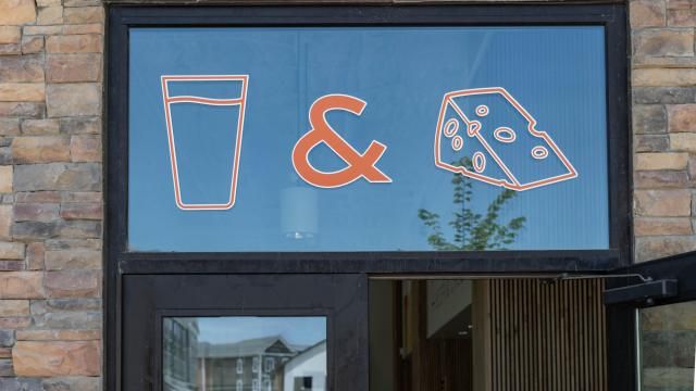 Artisan Beer and Cheese in Rolesville (Hayley Wick Photo)