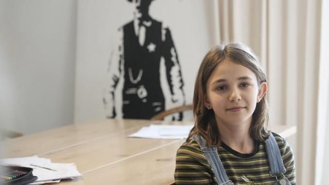 Ola Kozak, 11, sits at the table where she used to do her homework at the family home in Warsaw, Poland, Friday April 5, 2024. Ola is happy that Poland's government has ordered strict limits on the amount of homework that teachers can impose on the lower grades, starting in April. Julian enjoyed doing his homework. (AP Photo/Czarek Sokolowski) Ola Kozak, 11, sits at the table where she used to do her homework at the family home in Warsaw, Poland, Friday April 5, 2024. Ola is happy that Poland's government has ordered strict limits on the amount of homework that teachers can impose on the lower grades, starting in April. Julian enjoyed doing his homework. (AP Photo/Czarek Sokolowski)