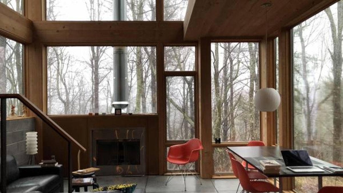 A rainy day at Lisa and Thomas Barrie's cabin 