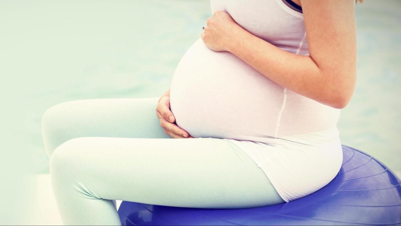 What are the best yoga ball pregnancy exercises?