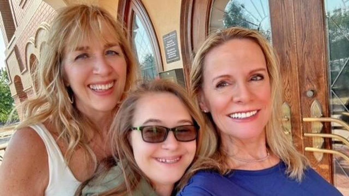 Mary Angelini, her daughter Gabi and Amanda Lamb