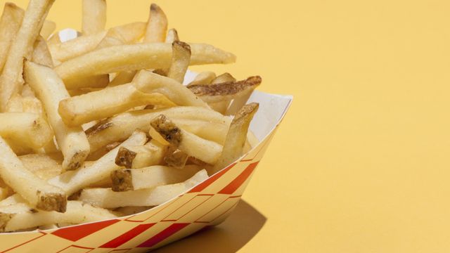 Professor: Only 6 french fries are a 'healthy portion'
