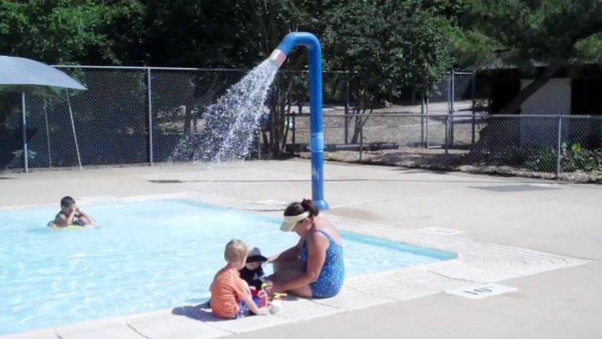 The wading pool at Lake Johnson Pool