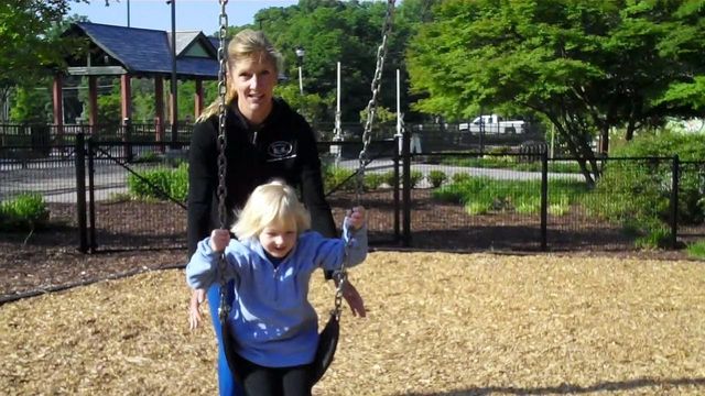 Healthy Moms: Staying fit at the playground