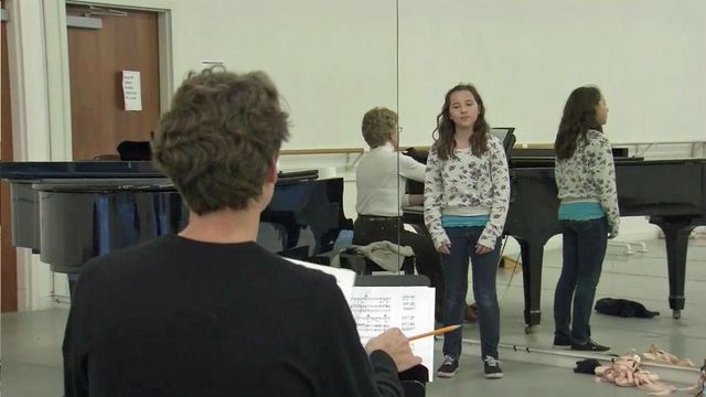 Young singers 'Let It Go' in audition