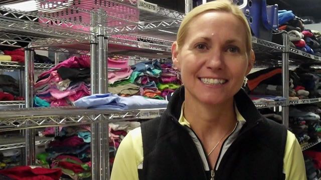 Helping Holiday: Note in the Pocket provides clothes to needy kids