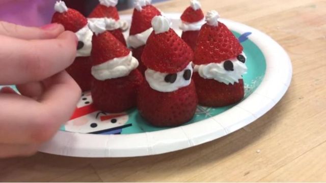 Recipe: Strawberry Santas