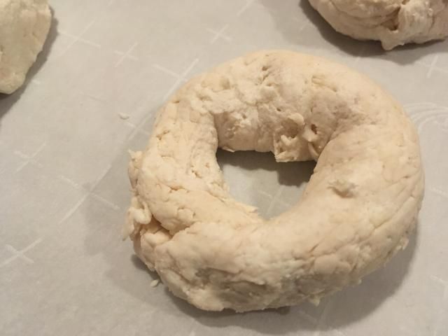 Greek yogurt bagel
