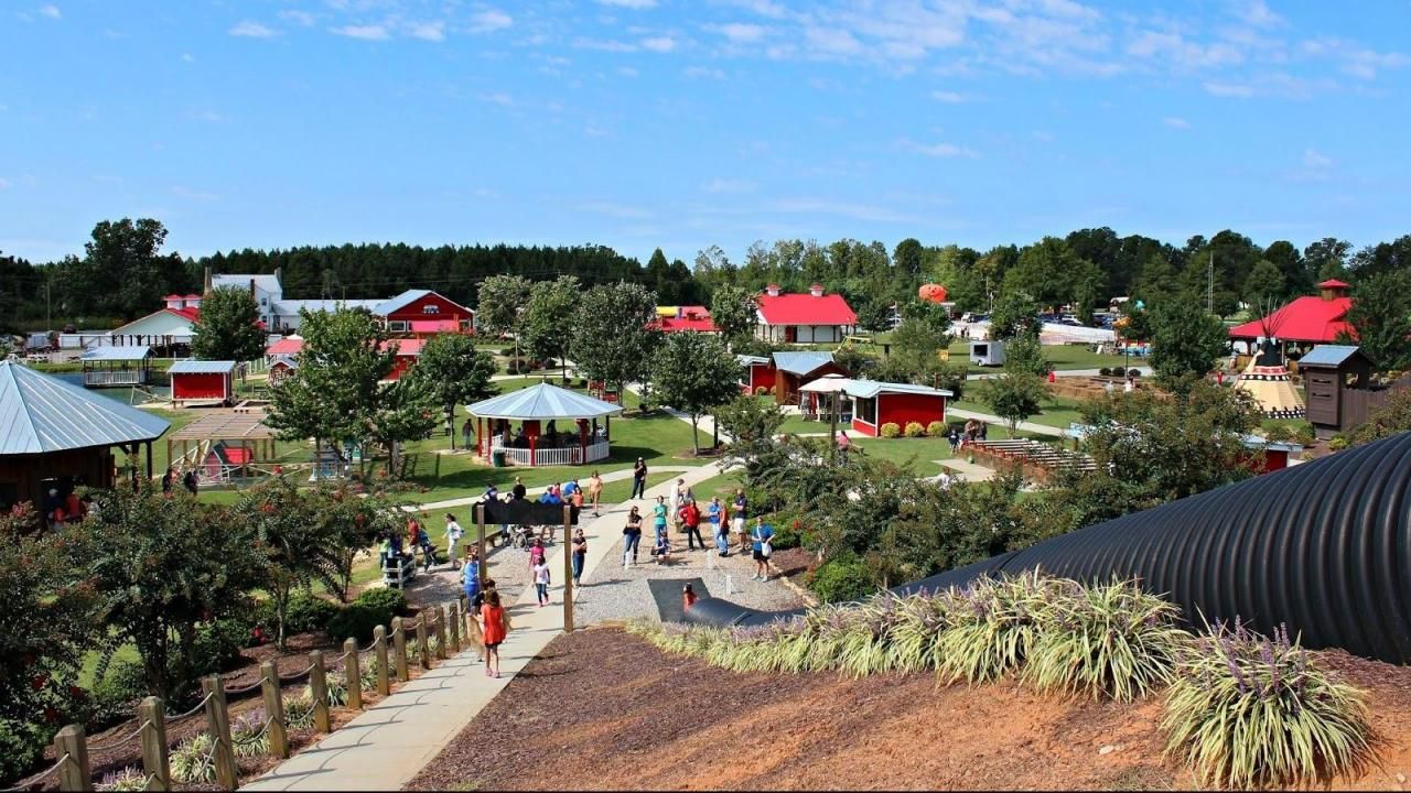 Hill Ridge Ridfe Farm 11 family-friendly activities for weekend of May 28 to May 31