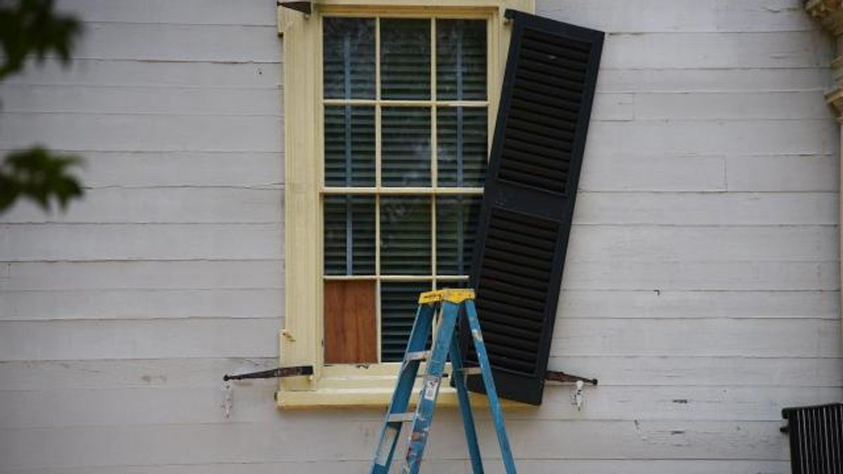 Dixon House at Tryon Palace after Hurricane Florence